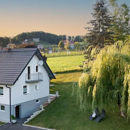 Treissmann An Der Weinstrasse Prázdninový dům *