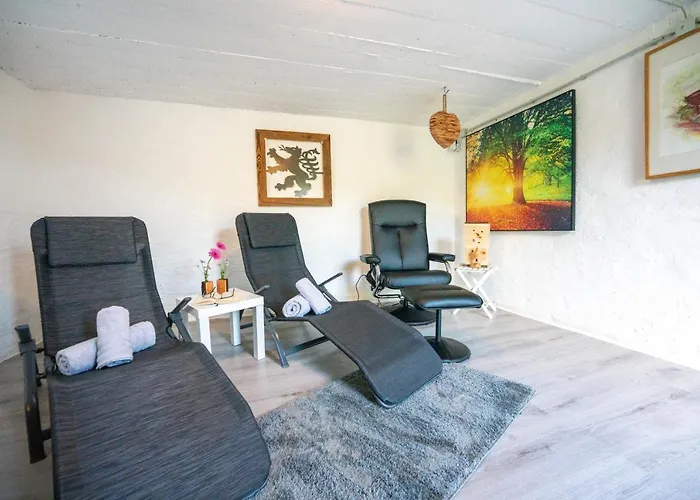 بيت للعطل Treissmann An Der Weinstrasse ليوتسشاخ